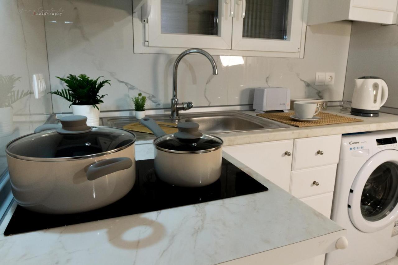 Sunset Brand New Luxury Apt With Pool & Sea View Karpathos Ngoại thất bức ảnh