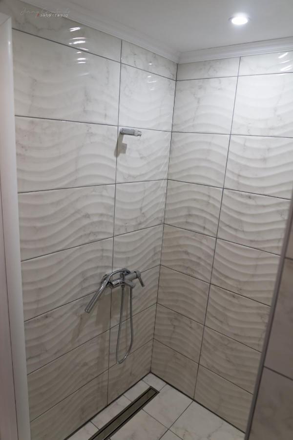 Sunset Brand New Luxury Apt With Pool & Sea View Karpathos Ngoại thất bức ảnh
